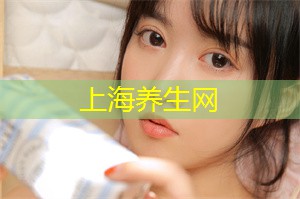 爱上海官网：The balance between environmental protection and economic development in Shanghai